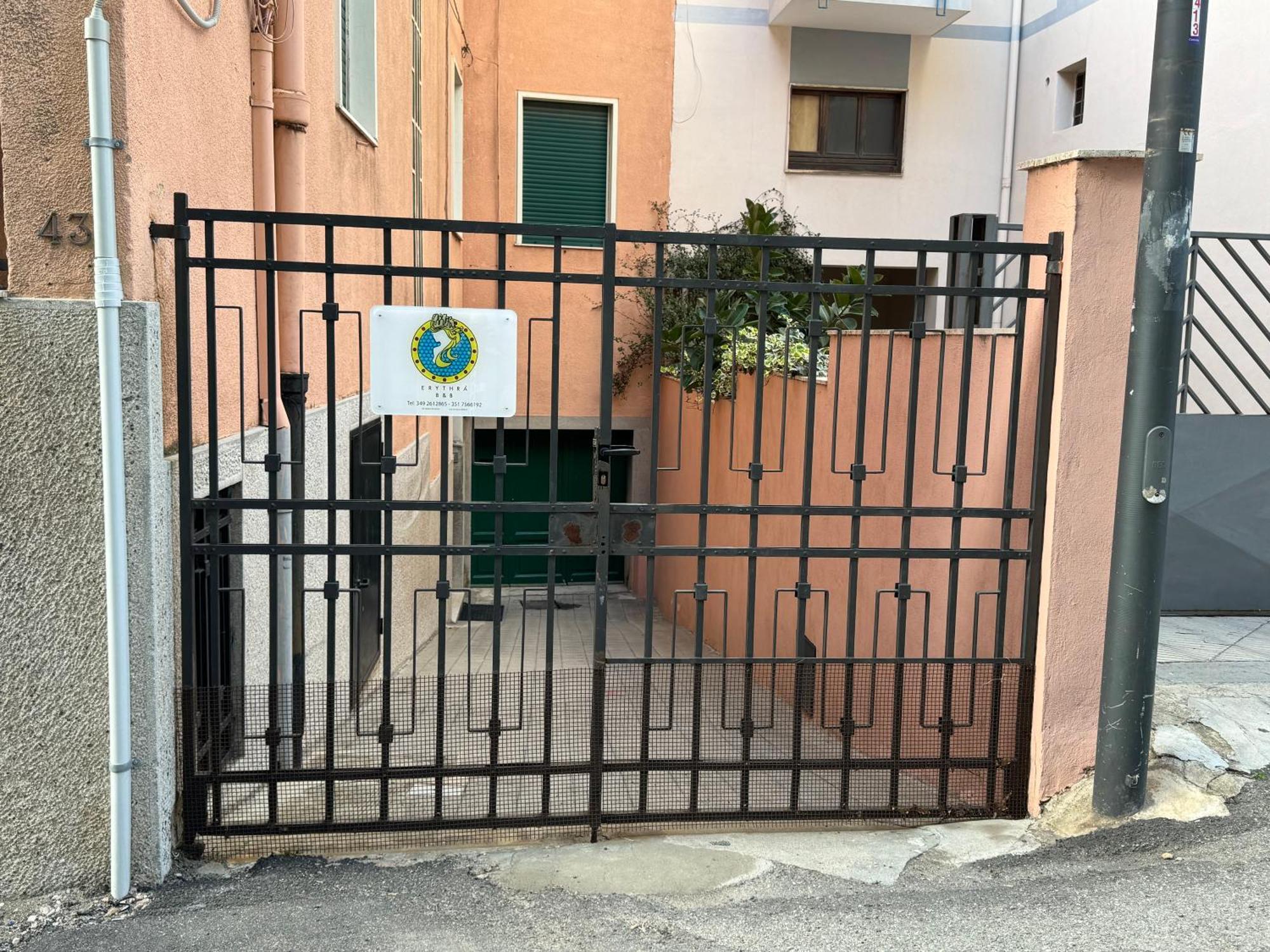 רג'יו די קאלאבריה Erythra Bed And Breakfast מראה חיצוני תמונה
